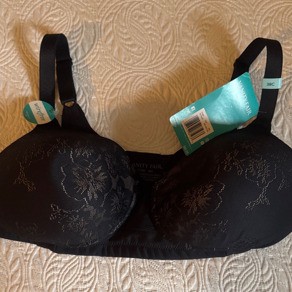 Vanity Fair Elegant Black Floral Bra
